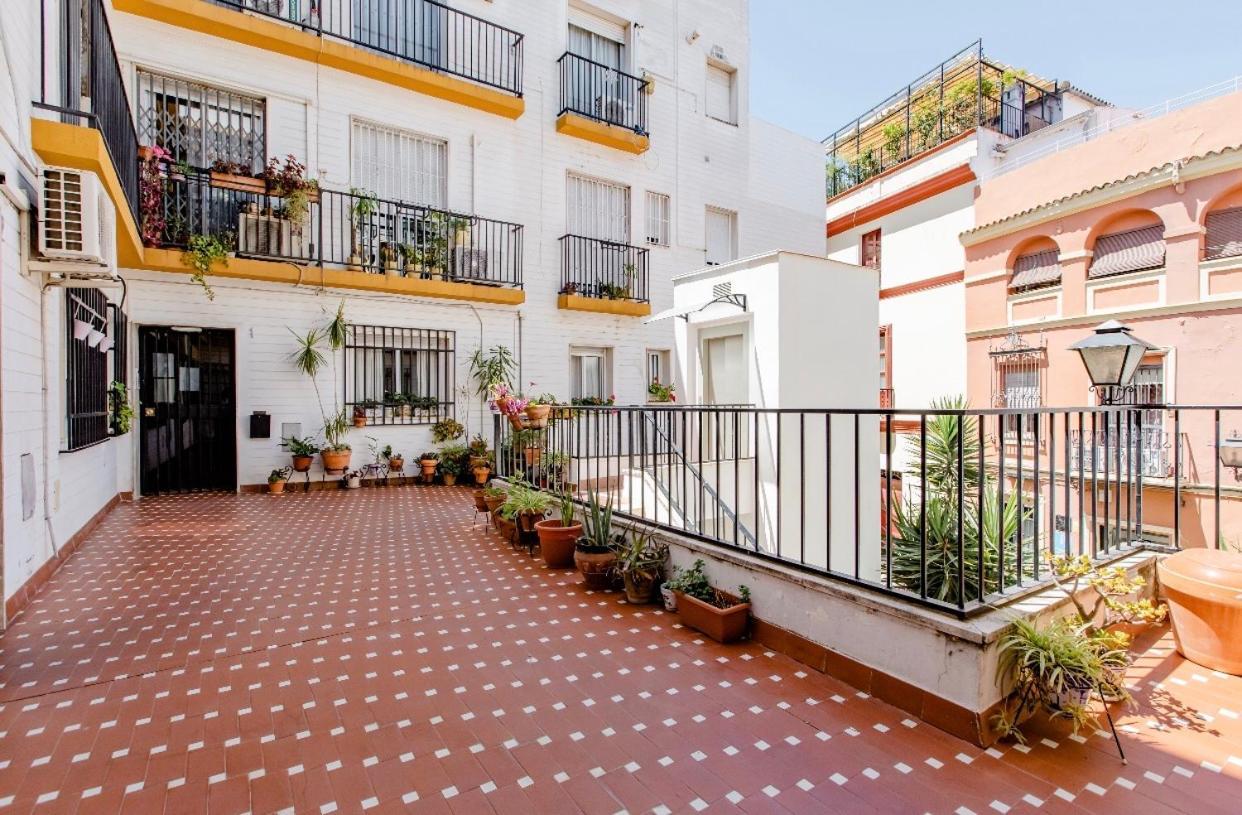 Habitacion Privada Centro Historico Seville Exterior photo